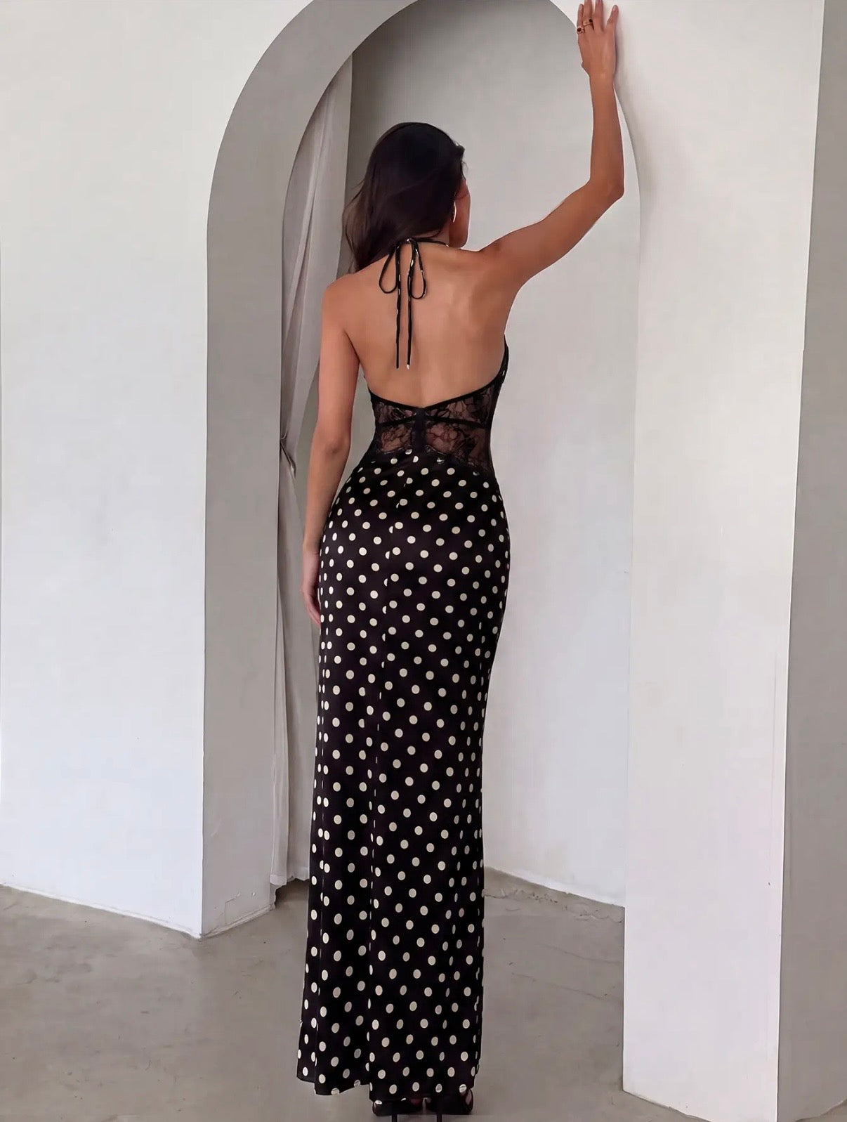 Polka dots backless maxi dress
