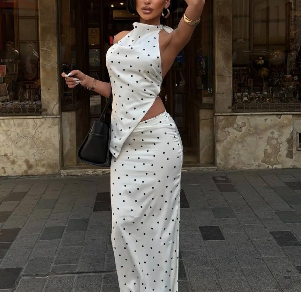 White in polka set