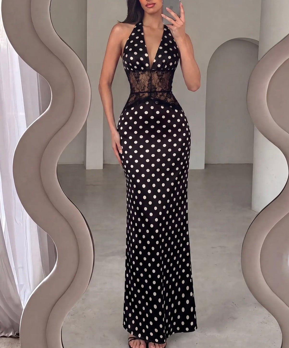 Polka dots backless maxi dress